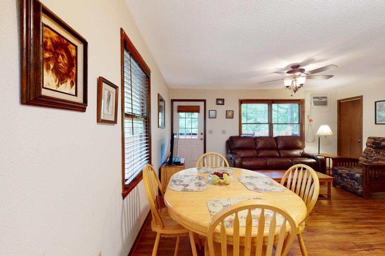 2 Bed 1 Bath Vacation Home In Whittier Exteriér fotografie
