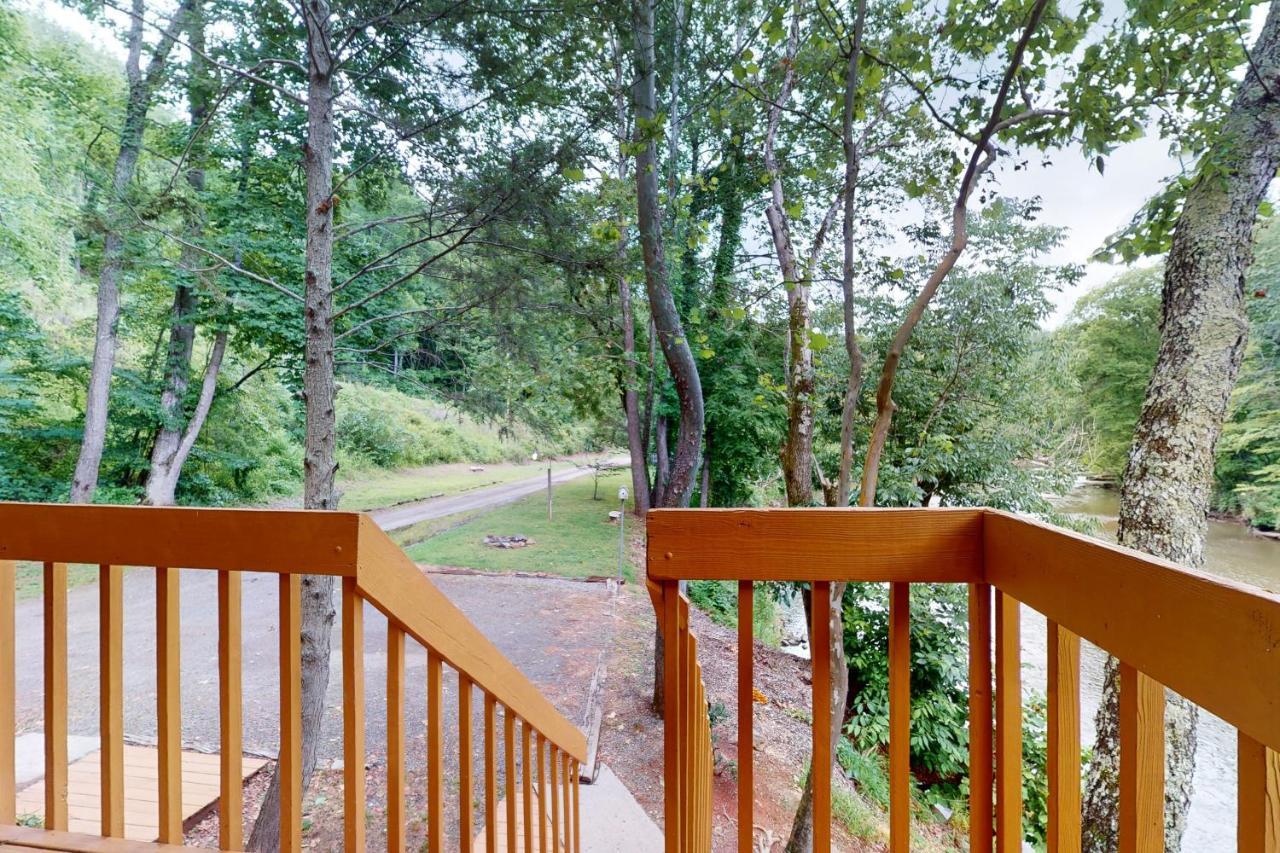 2 Bed 1 Bath Vacation Home In Whittier Exteriér fotografie
